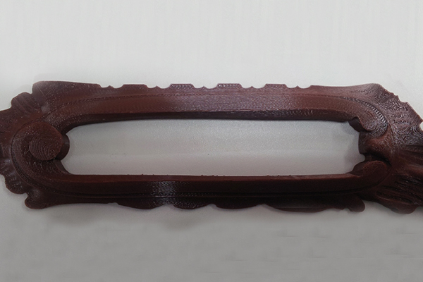 Riproduzione cornice di cassettiera